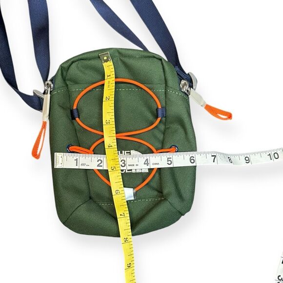 THE NORTH FACE Borealis Mini Crossbody Bag Green Orange Accent One Size - Picture 3 of 5